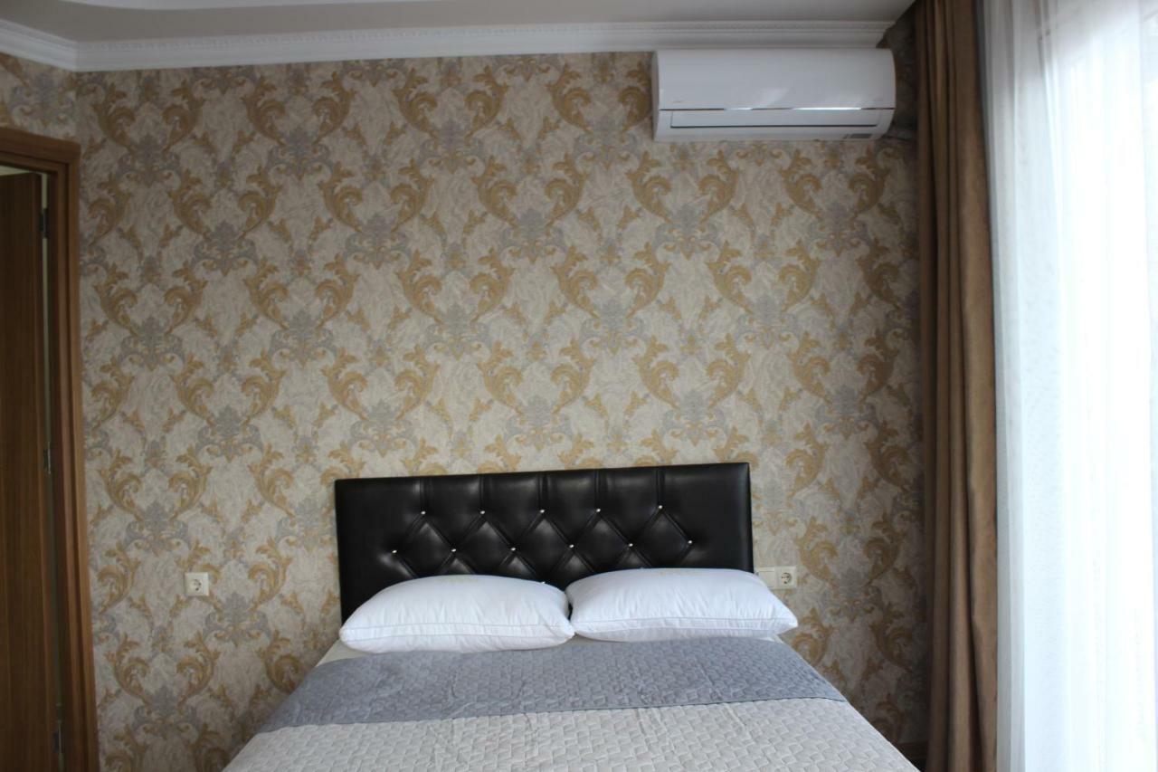 Hotel Union Batumi Exterior foto