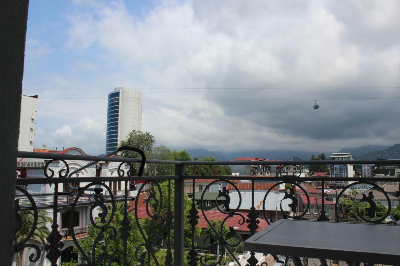 Hotel Union Batumi Exterior foto
